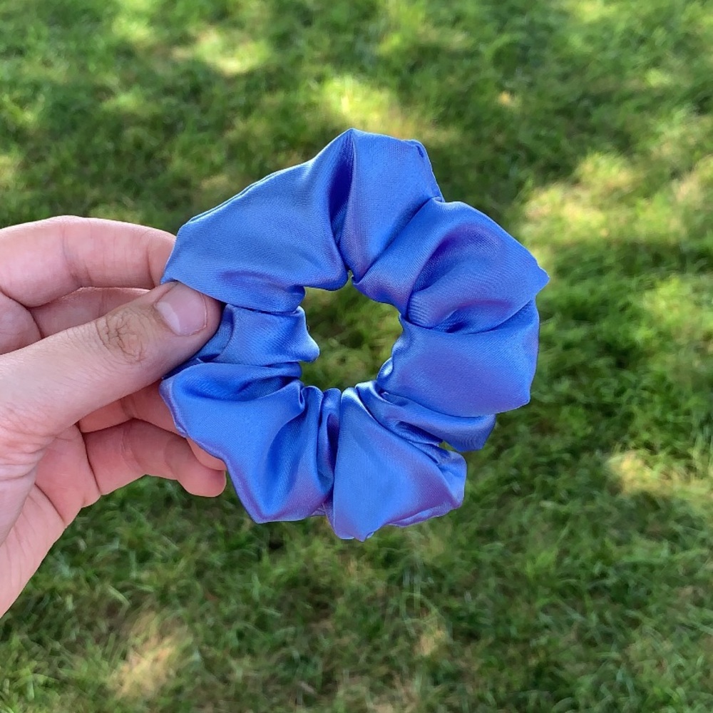 Twinkle Periwinkle Scrunchie 💠